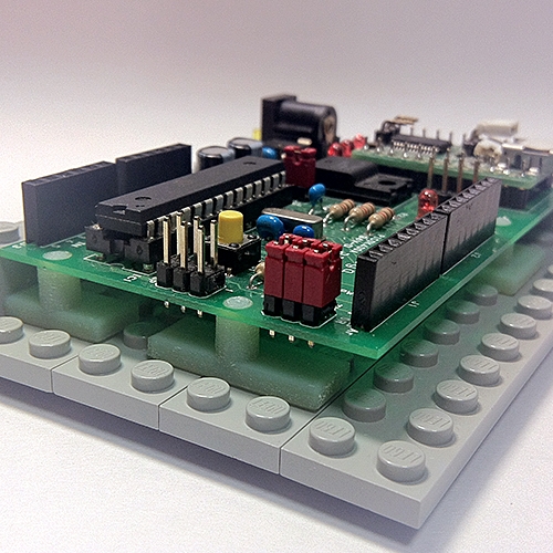 秋月Arduino互換マイコン基板用 レゴマウンタ